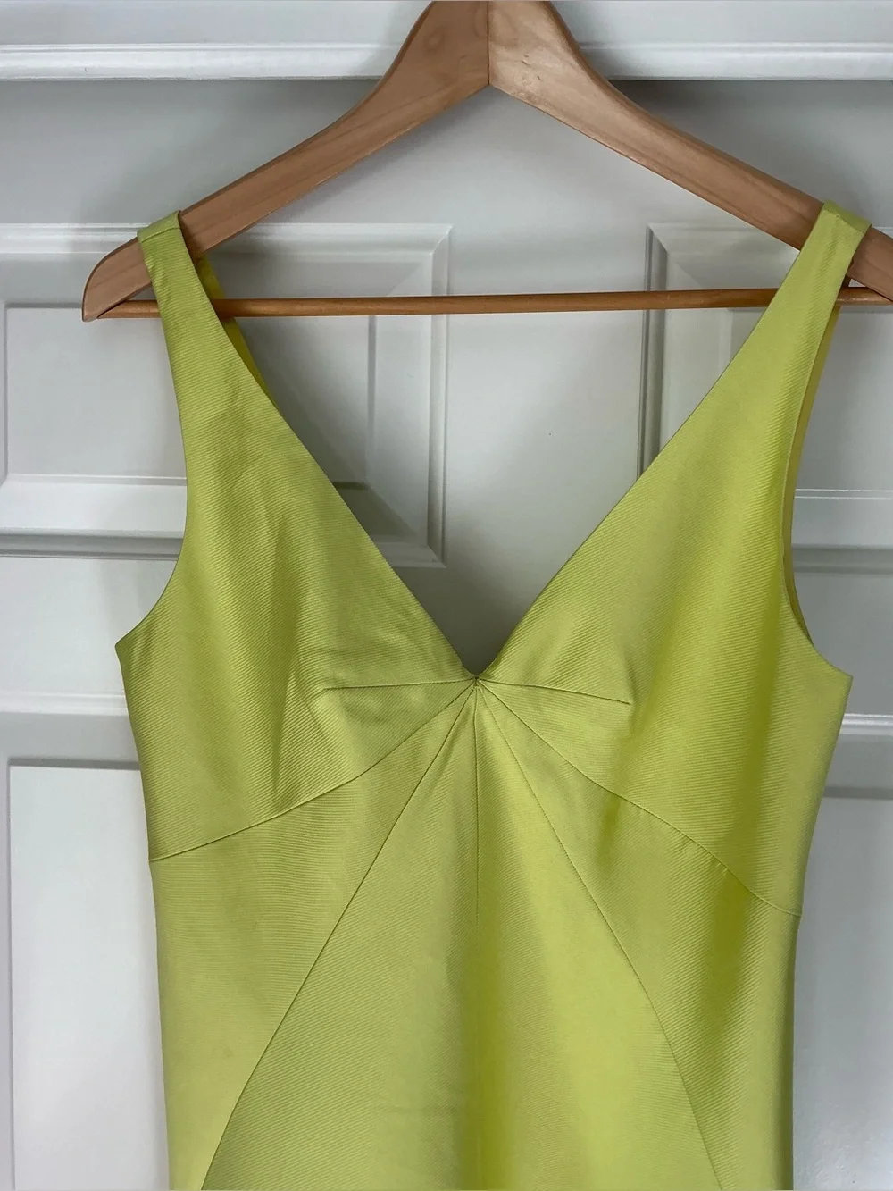 J.Crew Chartreuse Silk Blend Lime Green Sleeveless V-Neck Cocktail Dress 8 - Picture 2 of 15